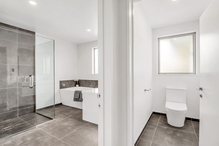 Photo of property in 15 Halswell Junction Road, Halswell, Christchurch, 8025