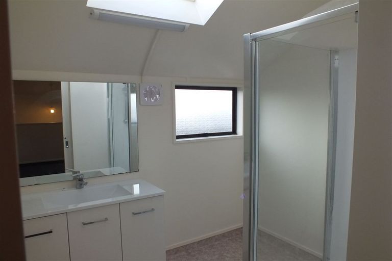 Photo of property in 2/10 Dilworth Street, Riccarton, Christchurch, 8011