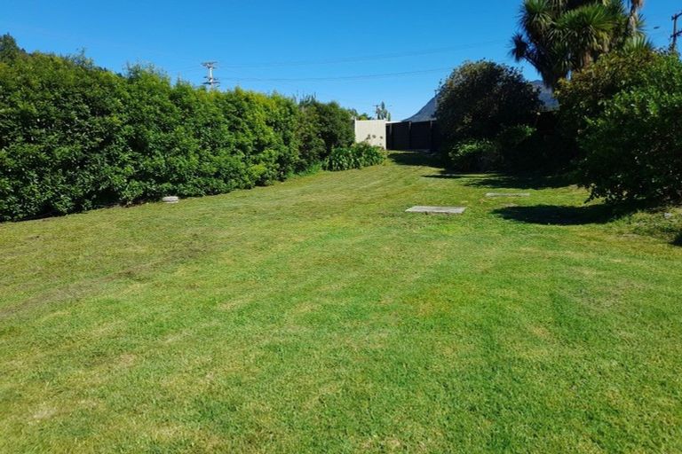 Photo of property in 235 Waikawa Road, Waikawa, Picton, 7220