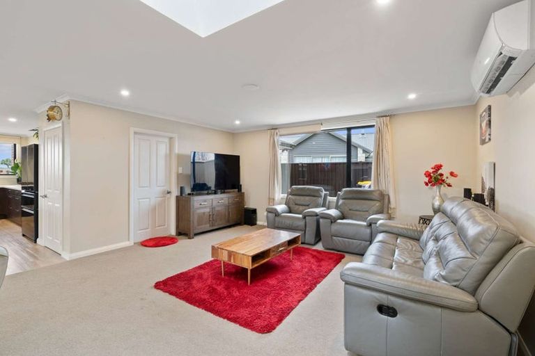 Photo of property in 98 Hoffman Court, Waikiwi, Invercargill, 9810