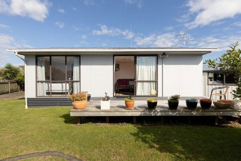 Photo of property in 11a Longstead Avenue, Papamoa Beach, Papamoa, 3118
