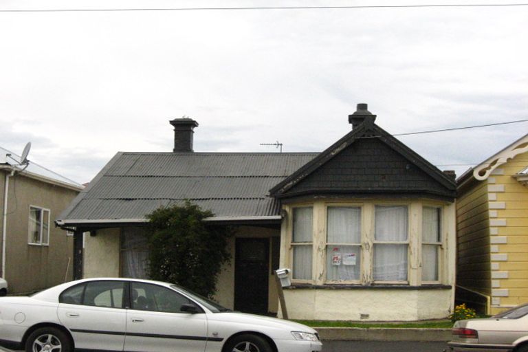 Photo of property in 209 Leith Street, North Dunedin, Dunedin, 9016