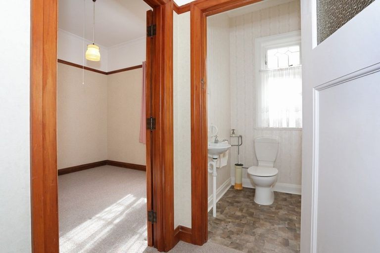 Photo of property in 177 Bridge Street, Bulls, 4818