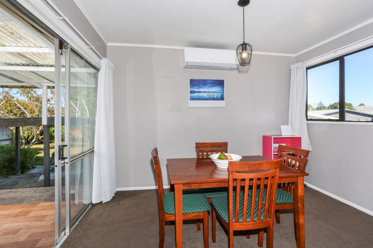 Photo of property in 5 Evans Place, Papakura, 2110