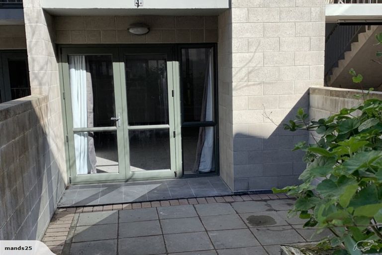 Photo of property in 24/868 Colombo Street, Christchurch Central, Christchurch, 8013