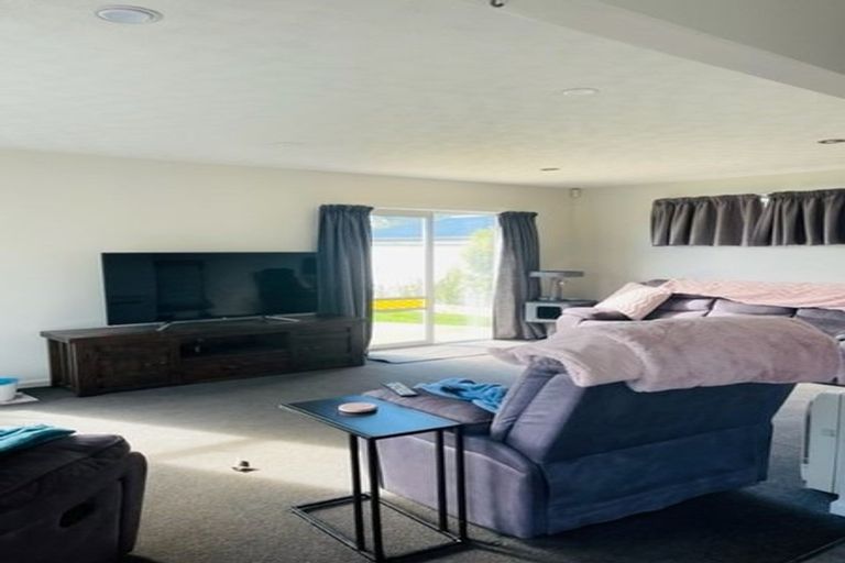 Photo of property in 41 Woolley Street, Avondale, Christchurch, 8061