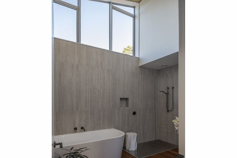 Photo of property in 3 Bush Point Road, Kerikeri, 0294