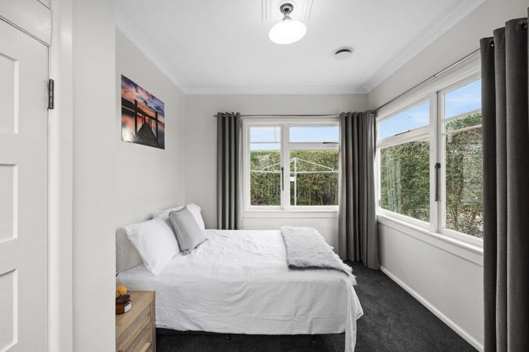 Photo of property in 100 Frimley Avenue, Frimley, Hastings, 4120