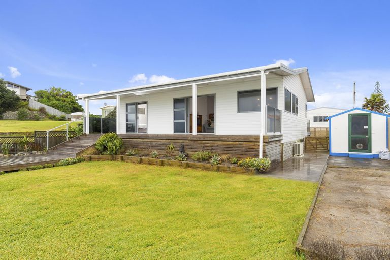 Photo of property in 355 Pukehina Parade, Pukehina, Te Puke, 3189