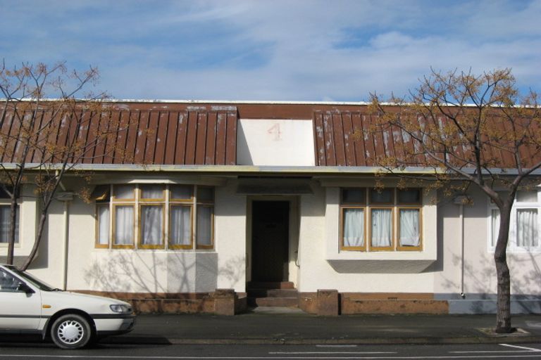 Photo of property in 208 Hastings Street South, Hastings, 4122