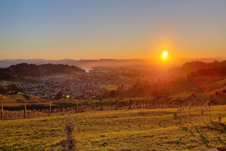 Photo of property in 225 Wheatstone Road, Wainui, Gisborne, 4073