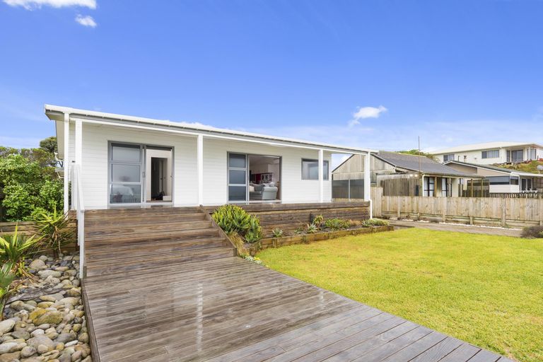 Photo of property in 355 Pukehina Parade, Pukehina, Te Puke, 3189