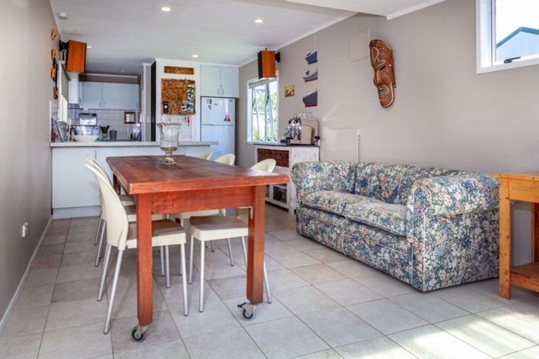 Photo of property in 302b Given Avenue, Whangamata, 3620