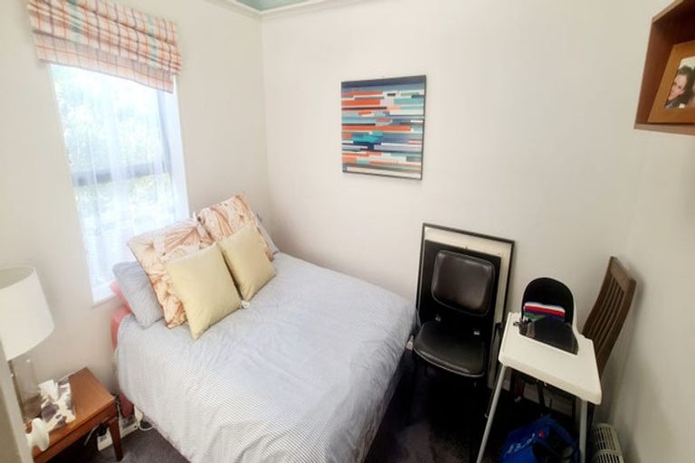 Photo of property in 30 Margaret Road, Raumati Beach, Paraparaumu, 5032