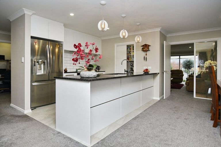 Photo of property in 33 Macphail Avenue, Rangiora, 7400