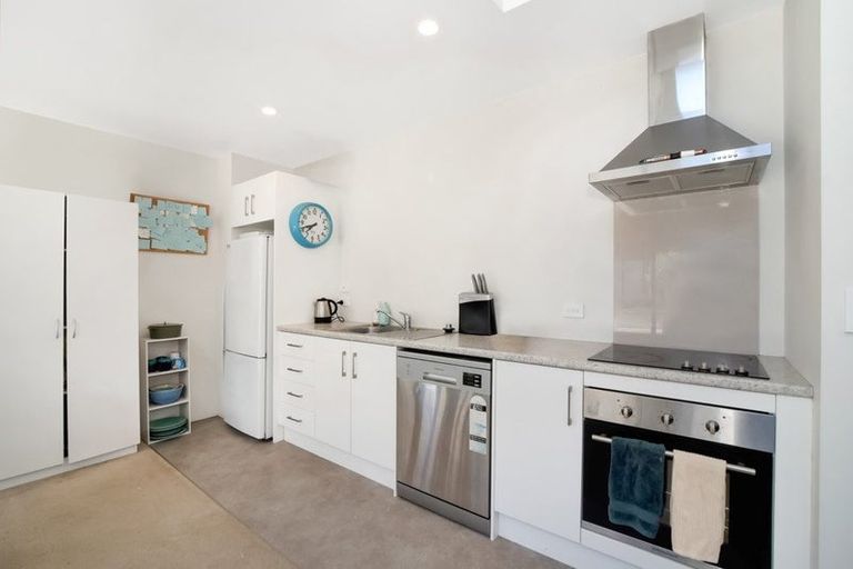 Photo of property in 17 Owens Place, Mount Maunganui, 3116