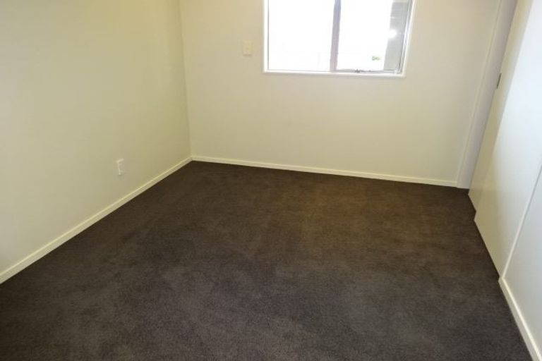 Photo of property in 210/252 Centreway Road, Orewa, 0931