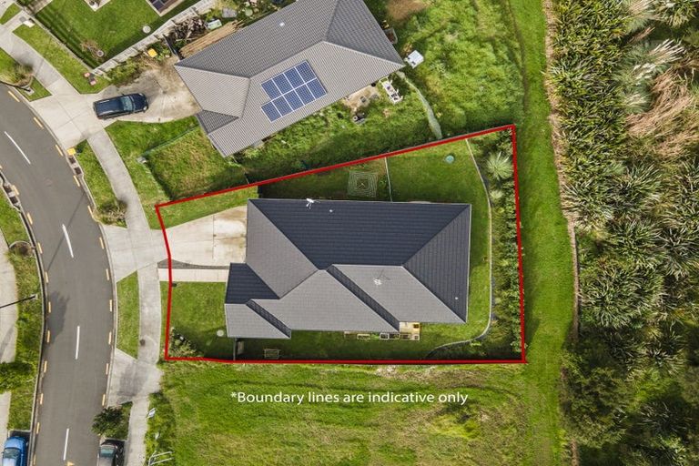 Photo of property in 19 Tahuna Minhinnick Drive, Glenbrook, Waiuku, 2681
