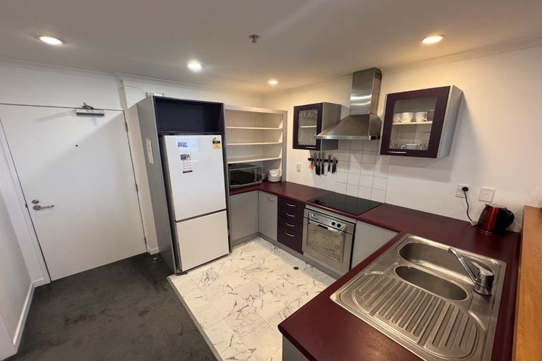 Photo of property in Terrace Heights Apartments, 14d/163 The Terrace, Wellington Central, Wellington, 6011