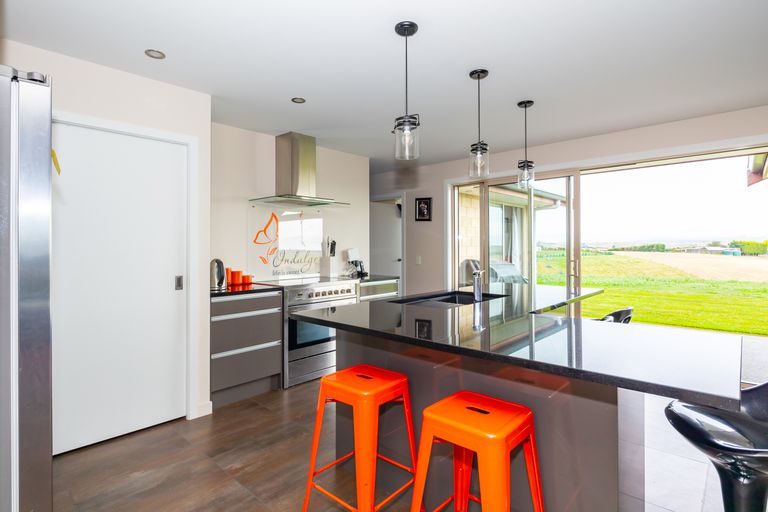 Photo of property in 437 Rolling Ridges Road, Levels Valley, Timaru, 7975