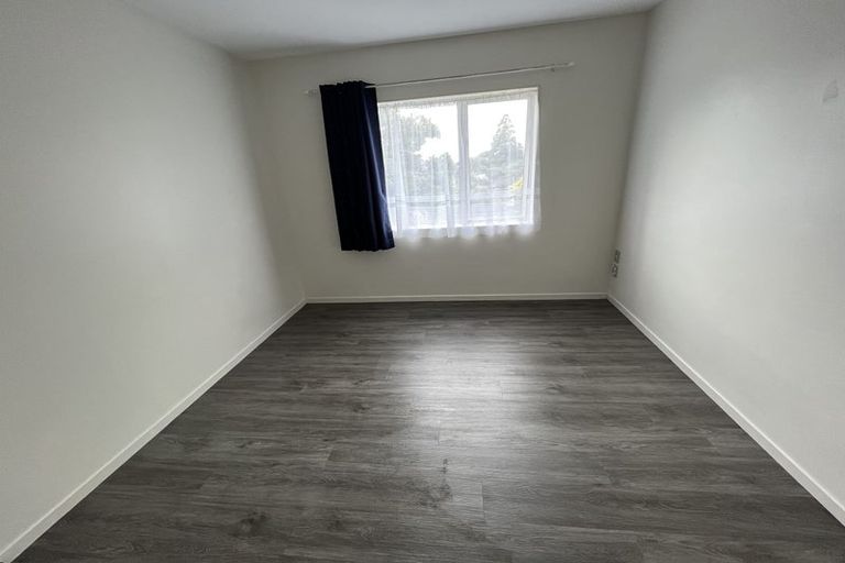 Photo of property in 17 Hamilton Place, Glenfield, Auckland, 0629