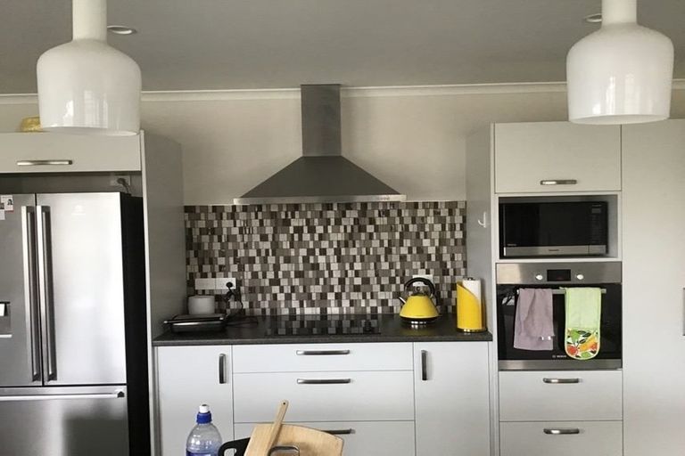 Photo of property in 43 Bert Wall Drive, Omokoroa, 3114