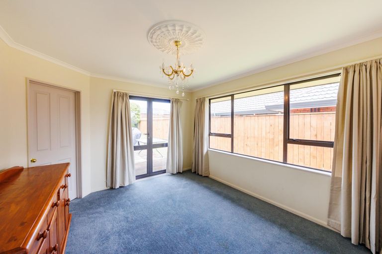 Photo of property in 14 Woodgate Court, Fitzherbert, Palmerston North, 4410