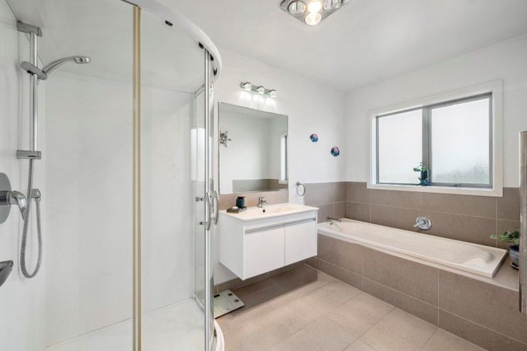 Photo of property in 10 Kipling Crescent, Owhata, Rotorua, 3010