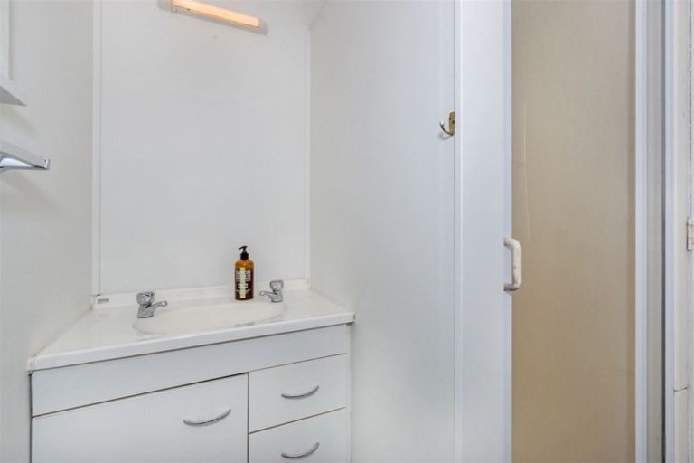 Photo of property in 39 Cotswold Avenue, Bishopdale, Christchurch, 8053