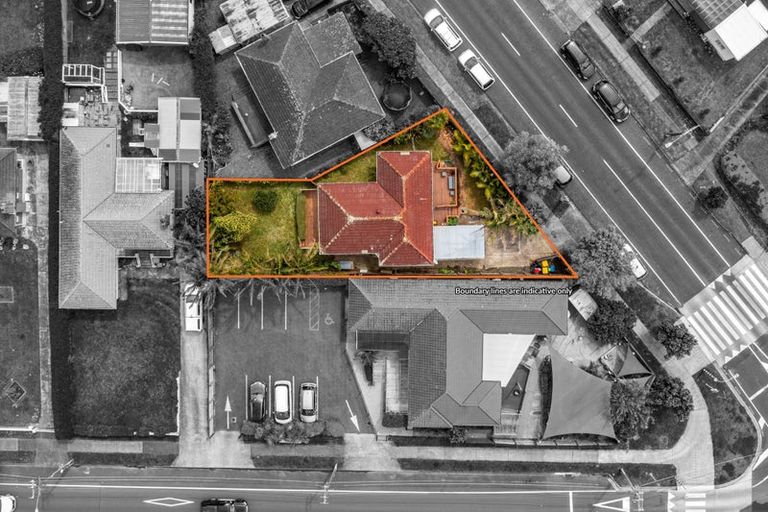 Photo of property in 2/66 Miller Road, Mangere Bridge, Auckland, 2022