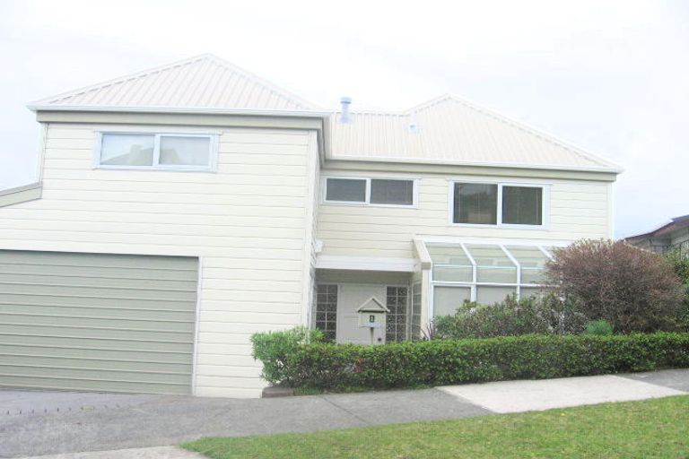 Photo of property in 1 Hibiscus Grove, Maungaraki, Lower Hutt, 5010