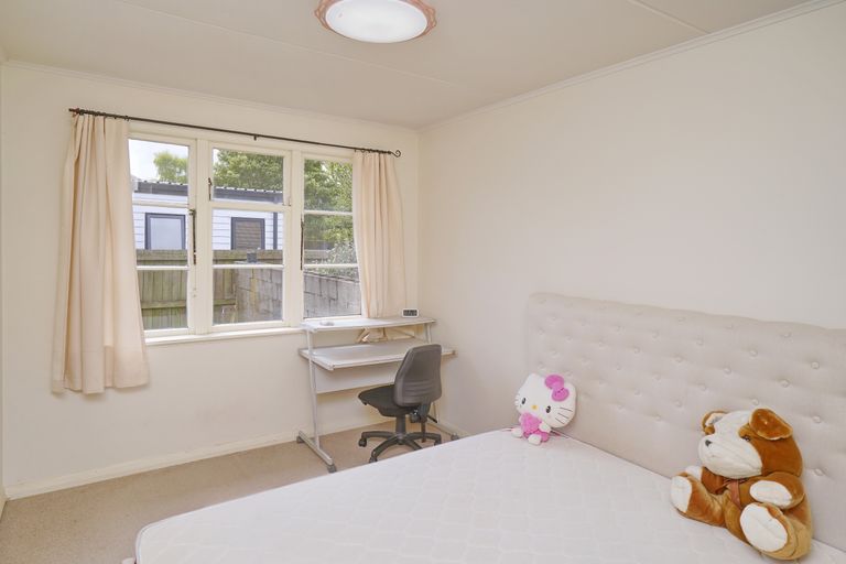 Photo of property in 62 Curletts Road, Sockburn, Christchurch, 8042