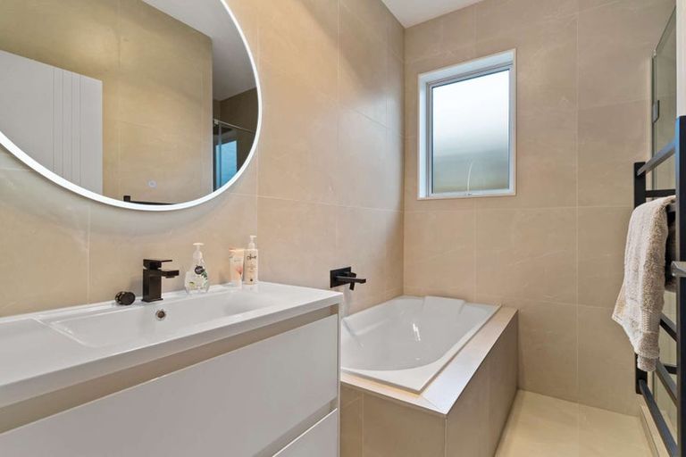 Photo of property in 291 Victoria Street West, Pukekohe, 2120