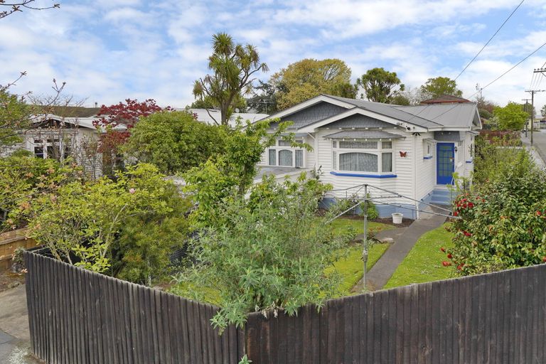 Photo of property in 2/49 Saint James Avenue, Papanui, Christchurch, 8053