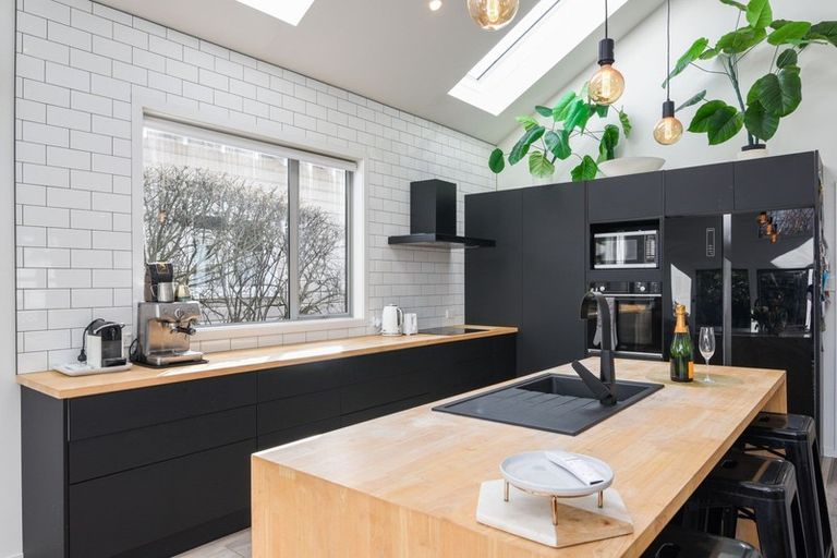 Photo of property in 18 Pretoria Avenue, Saint Clair, Dunedin, 9012