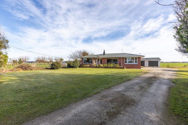 Photo of property in 224 Aranui Road, Kairanga, Palmerston North, 4475