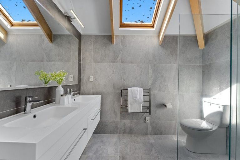 Photo of property in 154a Nile Road, Milford, Auckland, 0620