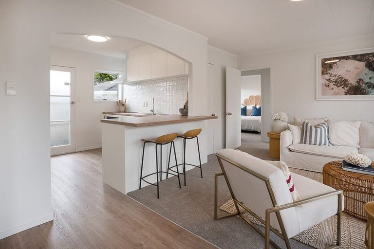 Photo of property in 3/83 Centreway Road, Orewa, 0931