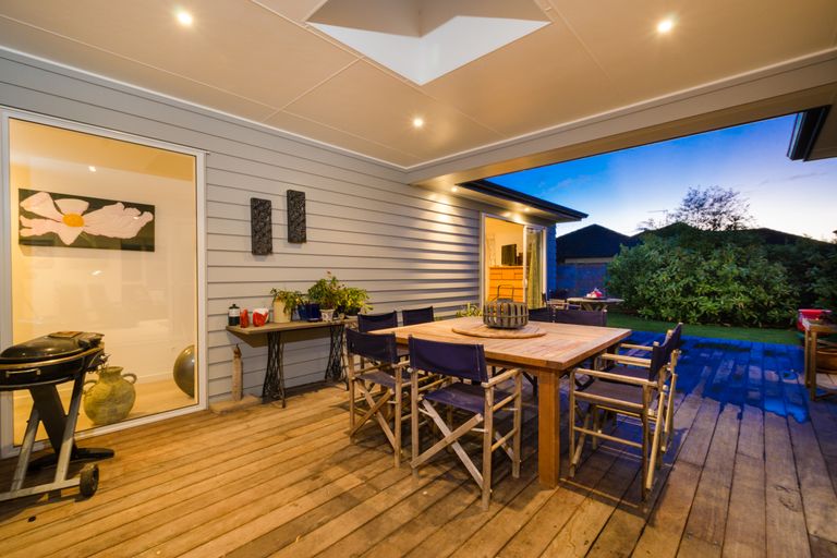 Photo of property in 127 Matua Road, Huapai, Kumeu, 0810