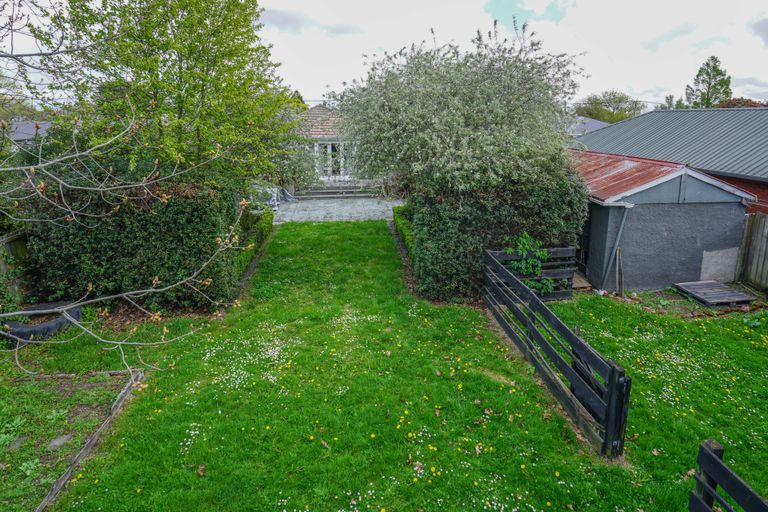 Photo of property in 15 Moreland Avenue, Papanui, Christchurch, 8053