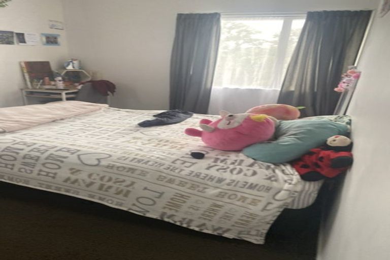 Photo of property in 12 Duxfield Drive, Ranui, Auckland, 0612