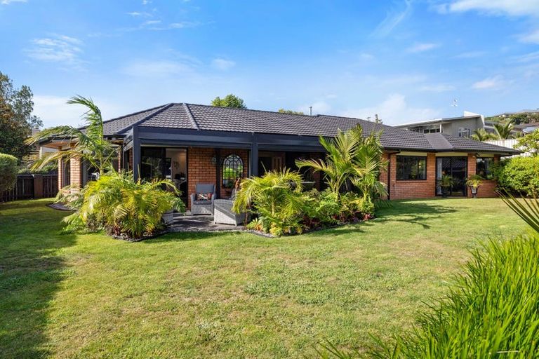 Photo of property in 10a Long Place, Frankleigh Park, New Plymouth, 4310
