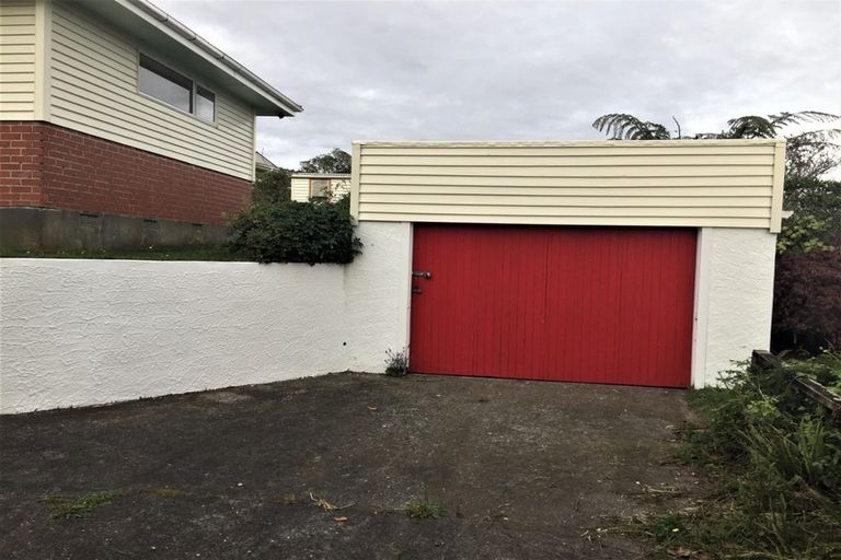 Photo of property in 90 Oxford Road, Okato, 4335