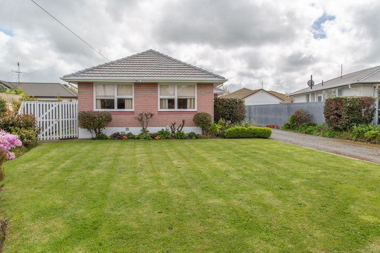 Photo of property in 41 Yardley Street, Avonhead, Christchurch, 8042