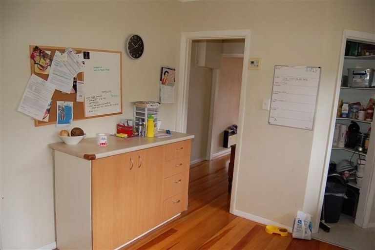 Photo of property in 37 Fraser Crescent, Elderslea, Upper Hutt, 5018