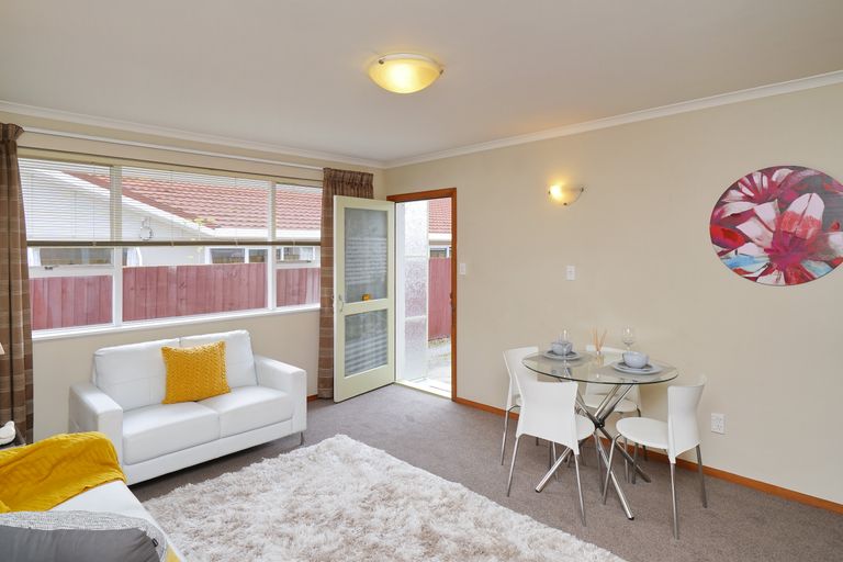 Photo of property in 2/33 Eastling Street, Bishopdale, Christchurch, 8053