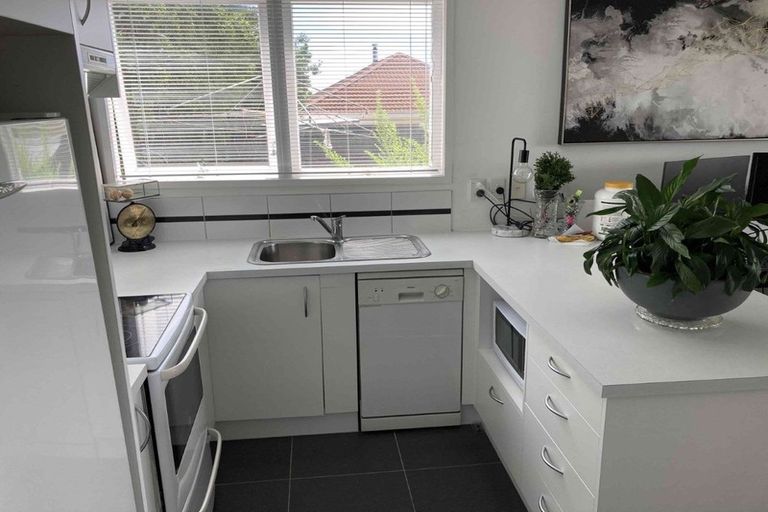 Photo of property in 5/14a Albert Road, Devonport, Auckland, 0624