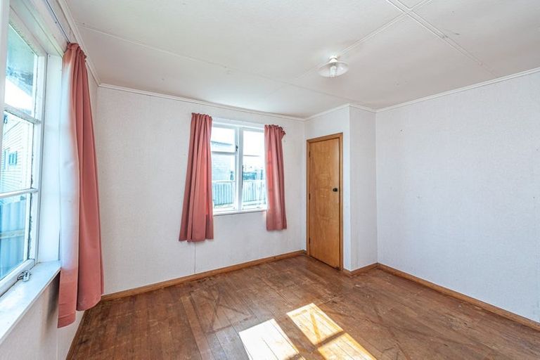 Photo of property in 6 Gordon Crescent, Marton, 4710