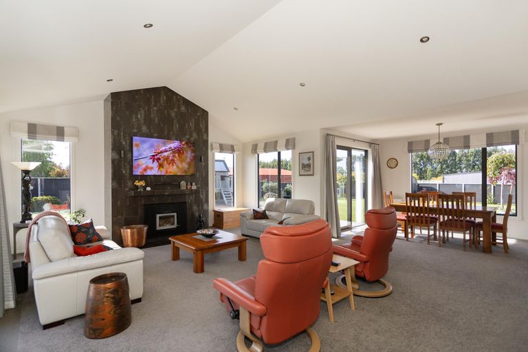 Photo of property in 33d Charles Street, Weston, Oamaru, 9401