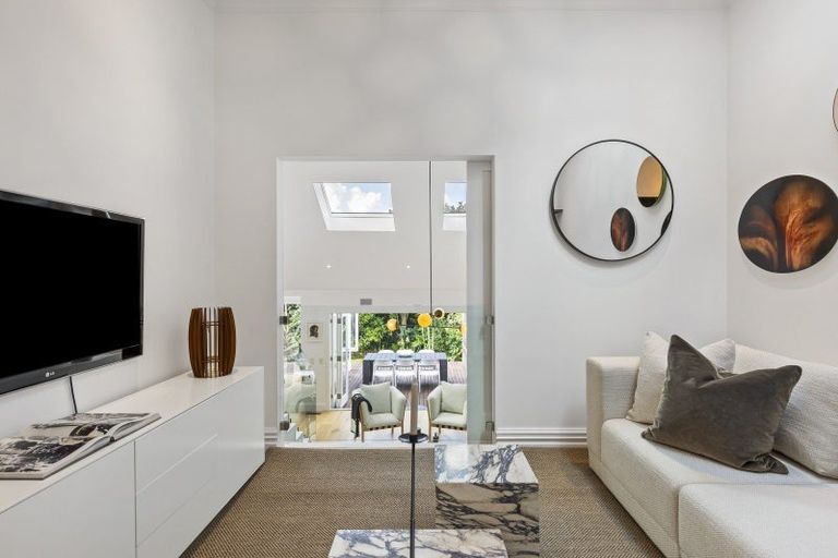 Photo of property in 11 Franklin Road, Freemans Bay, Auckland, 1011